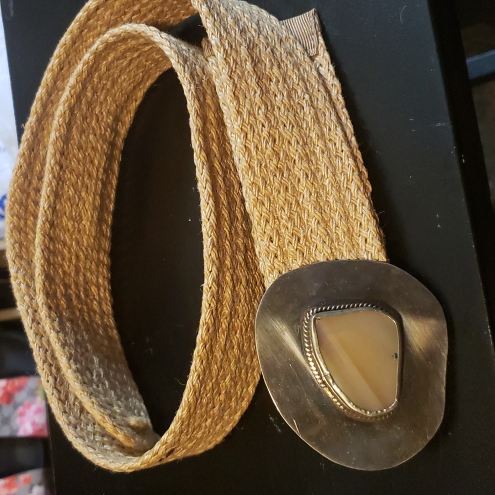 Coral Shell Straw Belt